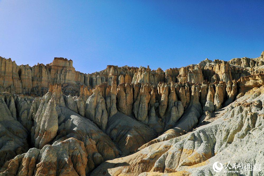 札達(dá)土林。人民網(wǎng) 李海霞攝