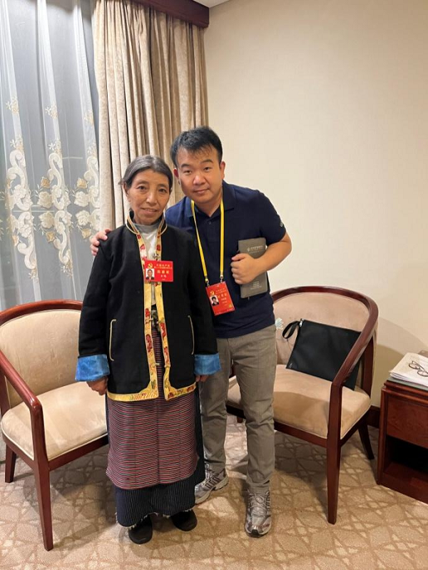 【記者手記Vlog】“守邊的‘阿佳’，您還好嗎”——記者與卓嘎代表再相遇