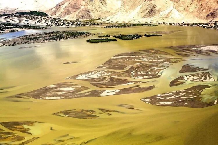 懂西藏的人，一定不會錯過林芝的秋天