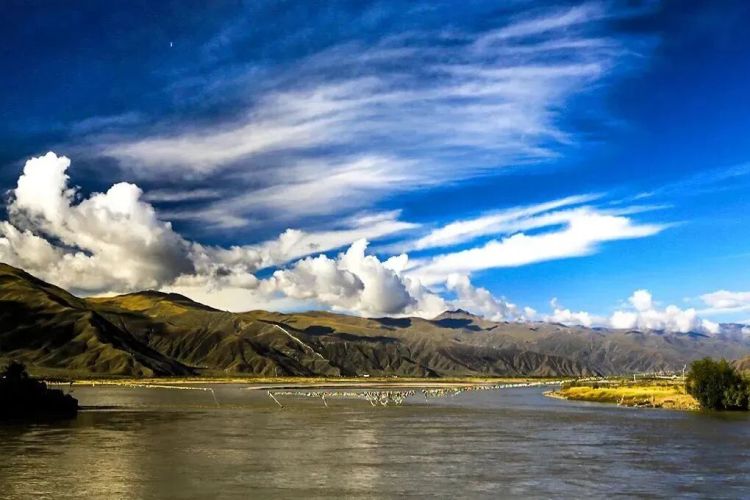 懂西藏的人，一定不會錯過林芝的秋天