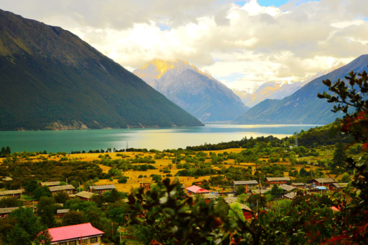 懂西藏的人，一定不會錯過林芝的秋天