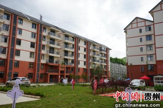 清鎮(zhèn)市2018年易地扶貧搬遷安置點(diǎn)一角。